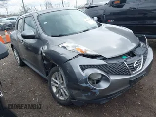 2011 Nissan Juke SV with VIN JN8AF5MV4BT025768, listed as a IAAI auction lot 41867689 with 179,785 mi miles. Bid and sale history available at carsss.com. Image 1.