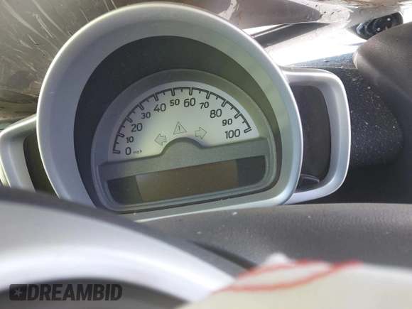 2009 Smart fortwo Pure with VIN WMEEJ31X09K282711, listed as a IAAI auction lot 42164223 with Not provided miles and . Bid and sale history available at DreamBid. Image 7.