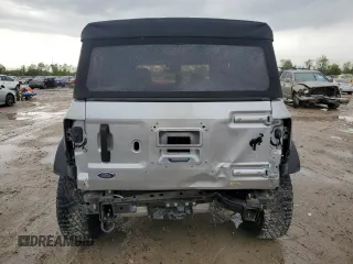 2022 Ford Bronco with VIN 1FMEE5DP0NLA72068, listed as a Copart auction lot 50737275 with 26,328 mi miles and Salvage Title. Bid and sale history available at carsss.com. Image 6.