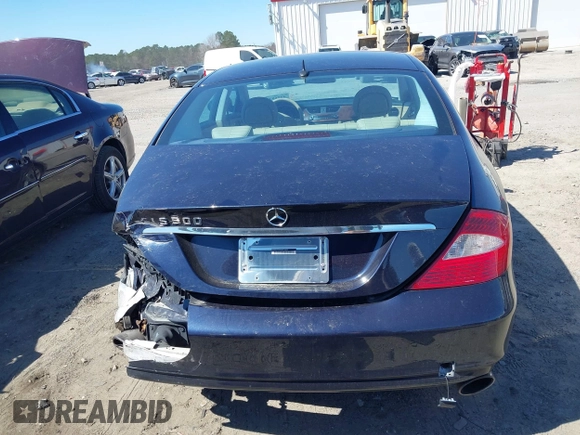 2006 Mercedes-Benz CLS-Class with VIN WDDDJ75X46A016692, listed as a IAAI auction lot 41768351 with 86,847 mi miles. Bid and sale history available at carsss.com. Image 16.