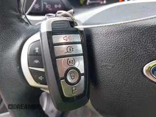 2022 Ford Explorer XLT z VIN 1FMSK7DH2NGB99767, wystawiony jako IAAI lot #41945162 z przebiegiem 59 383 mil mil oraz . Historia ofert i sprzedaży dostępna na DreamBid. Obrazek 11.
