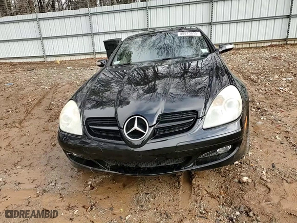 2006 Mercedes-Benz SLK-Class 3.5L with VIN WDBWK56F26F083318, listed as a Copart auction lot 88875815 with 139,003 mi miles and Salvage Title. Bid and sale history available at carsss.com. Image 11.