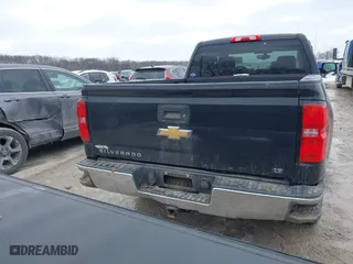 2018 Chevrolet Silverado 1500 LT with VIN 1GCVKREC3JZ323740, listed as a IAAI auction lot 41636517 with 198,422 mi miles. Bid and sale history available at carsss.com. Image 16.