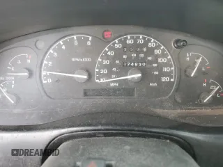 1998 Ford Ranger XL z VIN 1FTYR11U4WPB26006, wystawiony jako Copart lot #59239915 z przebiegiem 174 830 mil mil oraz Czysty tytuł • Clean title. Historia ofert i sprzedaży dostępna na DreamBid. Obrazek 9.