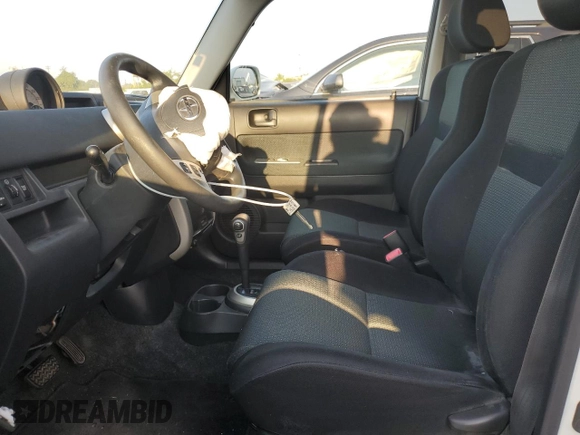 2006 Scion xB with VIN JTLKT324464074075, listed as a Copart auction lot 68135134 with 59,079 mi miles and Salvage Title. Bid and sale history available at carsss.com. Image 7.