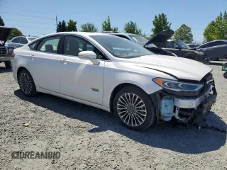 2017 Ford Fusion Titanium with VIN 3FA6P0SU6HR414181, listed as a Copart auction lot 59240095 with 57,224 mi miles and Salvage title. Bid and sale history available at DreamBid. Image 4.