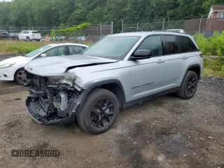 2024 Jeep Grand Cherokee Altitude with VIN 1C4RJHAG2RC108680, listed as a Copart auction lot 62845525 with 31,633 mi miles and Clean title. Bid and sale history available at DreamBid. Image 1.