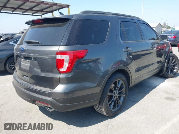 2018 Ford Explorer XLT with VIN 1FM5K7D89JGA68620, listed as a IAAI auction lot 42509964 with 81,548 mi miles and . Bid and sale history available at DreamBid. Image 4.