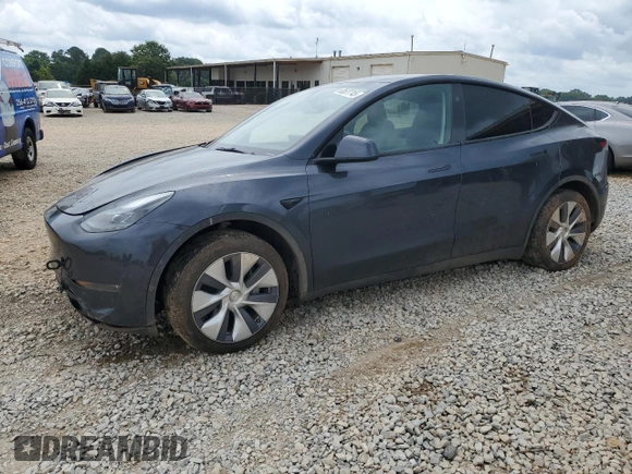 2024 Tesla Model Y Long Range с VIN 7SAYGDEE8RA243340, выставлен на аукционе Copart как лот 60527745 с пробегом 17 307 миль миль и Списание • Salvage title. История ставок и продаж доступна на DreamBid. Изображение 1.