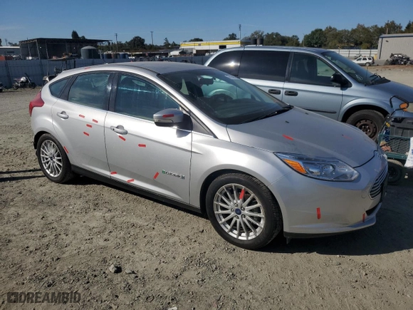 2014 Ford Focus Electric with VIN 1FADP3R45EL287285, listed as a Copart auction lot 74148154 with 64,543 mi miles and Salvage Title. Bid and sale history available at carsss.com. Image 4.