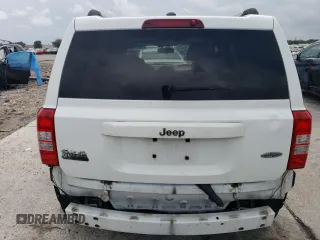 2017 Jeep Patriot High Altitude z VIN 1C4NJRFB4HD196268, wystawiony jako Copart lot #53835805 z przebiegiem 117 110 mil mil oraz Szkoda całkowita • Salvage title. Historia ofert i sprzedaży dostępna na DreamBid. Obrazek 6.