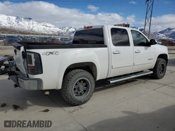 2013 GMC Sierra 1500 SLT with VIN 3GTP2WE73DG224589, listed as a Copart auction lot 46093905 with 71,874 mi miles and Salvage title. Bid and sale history available at DreamBid. Image 3.