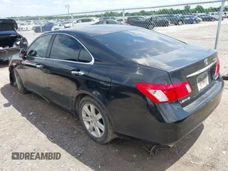 2007 Lexus ES 330 with VIN JTHBJ46G272153803, listed as a IAAI auction lot 42202256 with 173,032 mi miles and . Bid and sale history available at carsss.com. Image 3.