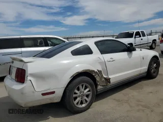 2006 Ford Mustang Standard with VIN 1ZVFT80N065256711, listed as a Copart auction lot 52821255 with 206,912 mi miles and Salvage Title. Bid and sale history available at carsss.com. Image 3.