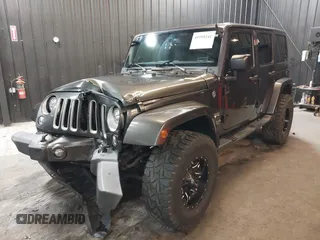 2017 Jeep Wrangler Unlimited Sahara z VIN 1C4BJWEG5HL746971, wystawiony jako IAAI lot #41959241 z przebiegiem 47 458 mil mil oraz . Historia ofert i sprzedaży dostępna na DreamBid. Obrazek 19.