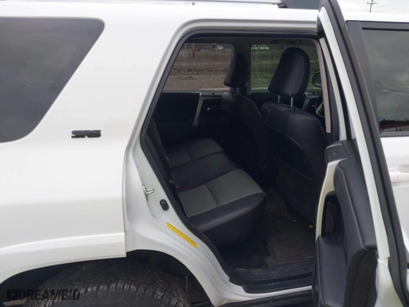 2024 Toyota 4Runner SR5 Premium with VIN JTENU5JR7R6259742, listed as a IAAI auction lot 41722316 with 12,059 mi miles. Bid and sale history available at carsss.com. Image 8.
