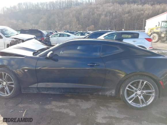 2019 Chevrolet Camaro 1LT with VIN 1G1FB1RSXK0145430, listed as a IAAI auction lot 41668008 with 25,841 mi miles. Bid and sale history available at carsss.com. Image 15.