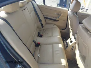 2008 BMW 3 Series 328xi with VIN WBAVC93568KZ73034, listed as a IAAI auction lot 42125812 with 219,019 mi miles and . Bid and sale history available at carsss.com. Image 8.