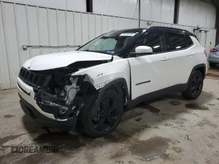 2019 Jeep Compass Altitude z VIN 3C4NJDBB5KT834215, wystawiony jako Copart lot #54130345 z przebiegiem 1 660 mil mil oraz Szkoda całkowita • Salvage title. Historia ofert i sprzedaży dostępna na DreamBid. Obrazek 1.