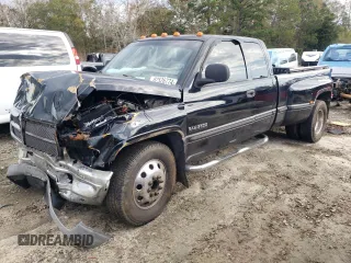 1998 Dodge Ram 3500 with VIN 1B7MC33D3WJ140586, listed as a Copart auction lot 82526774 with 0 mi miles and Salvage Title. Bid and sale history available at carsss.com. Image 2.