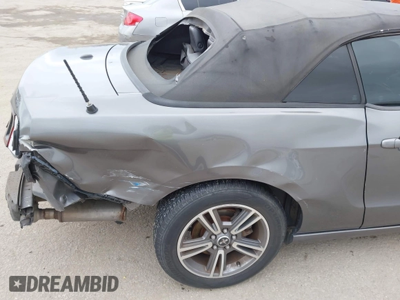 2013 Ford Mustang V6 with VIN 1ZVBP8EM7D5214021, listed as a IAAI auction lot 42197070 with 137,888 mi miles and . Bid and sale history available at DreamBid. Image 20.