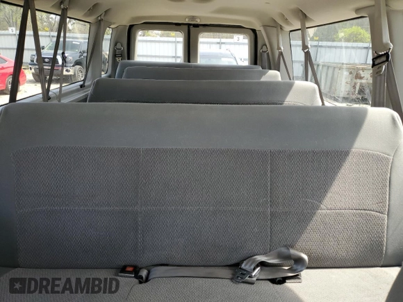 2006 Ford Econoline Passenger XL with VIN 1FBSS31LX6DA51802, listed as a Copart auction lot 50315665 with 252,574 mi miles and Clean title. Bid and sale history available at DreamBid. Image 10.