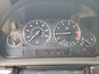 2001 BMW 7 Series 740iL с VIN WBAGH83471DP33111, выставлен на аукционе Copart как лот 61271865 с пробегом 212 250 миль миль и Списание • Salvage title. История ставок и продаж доступна на DreamBid. Изображение 9.