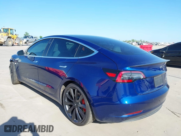 2020 Tesla Model 3 Performance z VIN 5YJ3E1EC7LF641918, wystawiony jako IAAI lot #41984261 z przebiegiem 50 202 mil mil oraz . Historia ofert i sprzedaży dostępna na DreamBid. Obrazek 3.