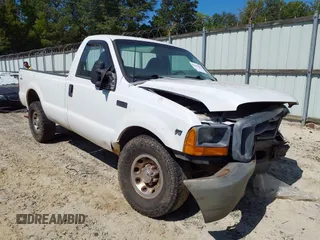 1999 Ford Super Duty F-250 XL with VIN 1FTNF20L3XEC76809, listed as a IAAI auction lot 40153294 with 457,050 mi miles. Bid and sale history available at carsss.com. Image 1.