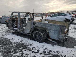 2024 Jeep Gladiator Sport z VIN 1C6HJTAG5RL133756, wystawiony jako Copart lot #83205524 z przebiegiem Nie podano mil oraz Nie do naprawy • Non repairable. Historia ofert i sprzedaży dostępna na DreamBid. Obrazek 2.