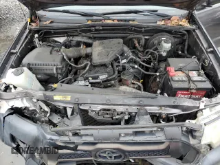 2012 Toyota Tacoma with VIN 5TFPX4EN8CX008929, listed as a Copart auction lot 83817574 with 117,447 mi miles and Salvage Title. Bid and sale history available at DreamBid. Image 11.