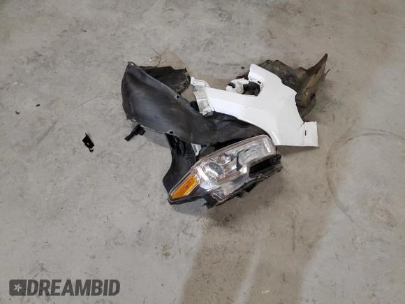 2020 Toyota Tacoma SR with VIN 3TYSX5EN1LT002710, listed as a Copart auction lot 59847435 with 82,341 mi miles and Salvage title. Bid and sale history available at DreamBid. Image 12.