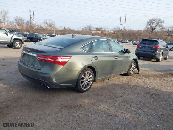 2013 Toyota Avalon XLE with VIN 4T1BK1EB7DU058457, listed as a IAAI auction lot 41791707 with 139,240 mi miles. Bid and sale history available at carsss.com. Image 4.