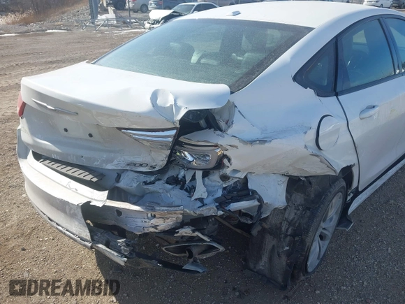 2016 Chrysler 200 S with VIN 1C3CCCBG0GN100441, listed as a IAAI auction lot 41445135 with 122,072 mi miles. Bid and sale history available at carsss.com. Image 6.