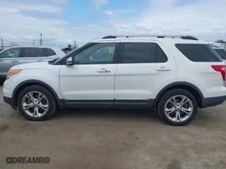 2014 Ford Explorer Limited with VIN 1FM5K8F86EGA64338, listed as a IAAI auction lot 42058403 with 118,981 mi miles. Bid and sale history available at carsss.com. Image 14.