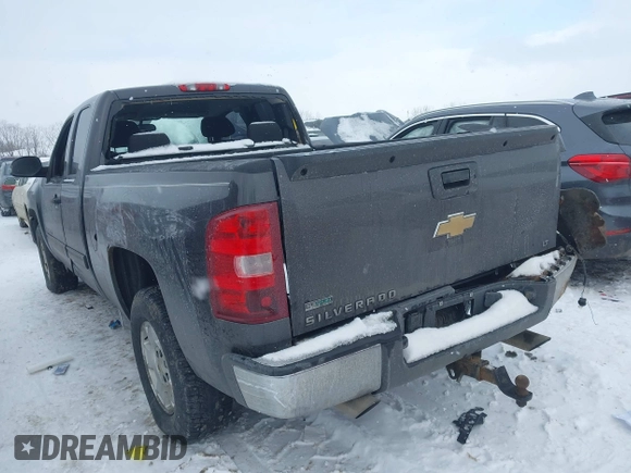 2010 Chevrolet Silverado 1500 LT with VIN 1GCSCSE04AZ294133, listed as a IAAI auction lot 41620868 with 190,835 mi miles and . Bid and sale history available at DreamBid. Image 3.