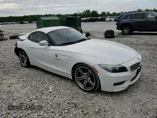 2011 BMW Z4 sDrive35is z VIN WBALM1C59BE393773, wystawiony jako Copart lot #56021935 z przebiegiem 86 666 mil mil oraz Szkoda całkowita • Salvage title. Historia ofert i sprzedaży dostępna na DreamBid. Obrazek 13.