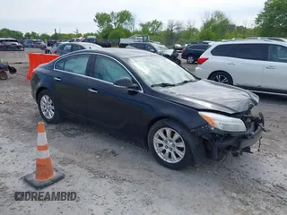 2013 Buick Regal Premium 1 z VIN 2G4GS5ER0D9213602, wystawiony jako IAAI lot #42271761 z przebiegiem 152 028 mil mil oraz . Historia ofert i sprzedaży dostępna na DreamBid. Obrazek 1.
