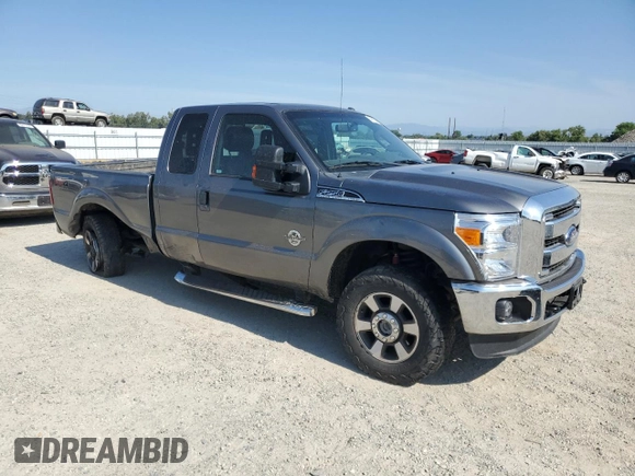 2013 Ford F-250 XL with VIN 1FT7X2BT2DEA39811, listed as a Copart auction lot 59900645 with 207,868 mi miles and Salvage title. Bid and sale history available at DreamBid. Image 4.