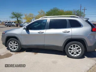 2017 Jeep Cherokee Latitude with VIN 1C4PJLCB3HW660925, listed as a IAAI auction lot 42087708 with 111,345 mi miles and . Bid and sale history available at carsss.com. Image 14.