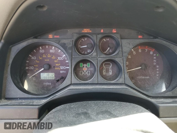 2001 Mitsubishi Montero Limited z VIN JA4MW51RX1J039534, wystawiony jako Copart lot #50329225 z przebiegiem 196 998 mil mil oraz Szkoda całkowita • Salvage title. Historia ofert i sprzedaży dostępna na DreamBid. Obrazek 9.