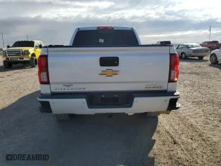 2017 Chevrolet Silverado 1500 High Country with VIN 3GCUKTEJ0HG272506, listed as a Copart auction lot 82409054 with 109,659 mi miles and Clean Title. Bid and sale history available at carsss.com. Image 6.