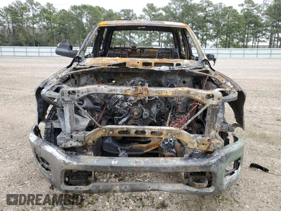 2022 Ram 2500 Tradesman with VIN 3C6UR4HJ1NG435857, listed as a Copart auction lot 46077715 with Not provided miles and Non repairable. Bid and sale history available at DreamBid. Image 5.