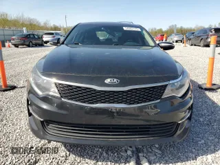 2016 Kia Optima LX z VIN 5XXGT4L36GG037534, wystawiony jako Copart lot #54903175 z przebiegiem 171 792 mil mil oraz Szkoda całkowita • Salvage title. Historia ofert i sprzedaży dostępna na DreamBid. Obrazek 5.