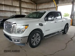 2017 Nissan Titan SV z VIN 1N6AA1E64HN524171, wystawiony jako Copart lot #56764795 z przebiegiem 155 066 mil mil oraz Szkoda całkowita • Salvage title. Historia ofert i sprzedaży dostępna na DreamBid. Obrazek 1.
