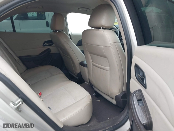 2014 Chevrolet Malibu LT with VIN 1G11C5SL0EF238752, listed as a IAAI auction lot 39969767 with 89,609 mi miles. Bid and sale history available at carsss.com. Image 8.