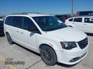 2019 Dodge Grand Caravan GT with VIN 2C4RDGEG9KR663280, listed as a IAAI auction lot 41981580 with 91,435 mi miles and . Bid and sale history available at DreamBid. Image 1.