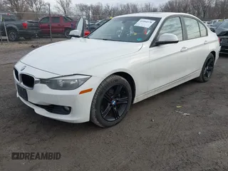 2013 BMW 3 Series 328i xDrive with VIN WBA3B5G5XDNS02162, listed as a IAAI auction lot 41484578 with 132,211 mi miles. Bid and sale history available at carsss.com. Image 20.