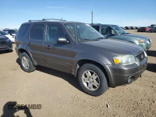 2005 Ford Escape Limited with VIN 1FMCU94135KA24213, listed as a Copart auction lot 75421024 with 259,525 mi miles and Clean Title. Bid and sale history available at carsss.com. Image 4.