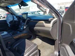 2015 GMC Yukon XL Denali with VIN 1GKS2JKJ5FR144991, listed as a IAAI auction lot 41877853 with 167,814 mi miles. Bid and sale history available at carsss.com. Image 5.